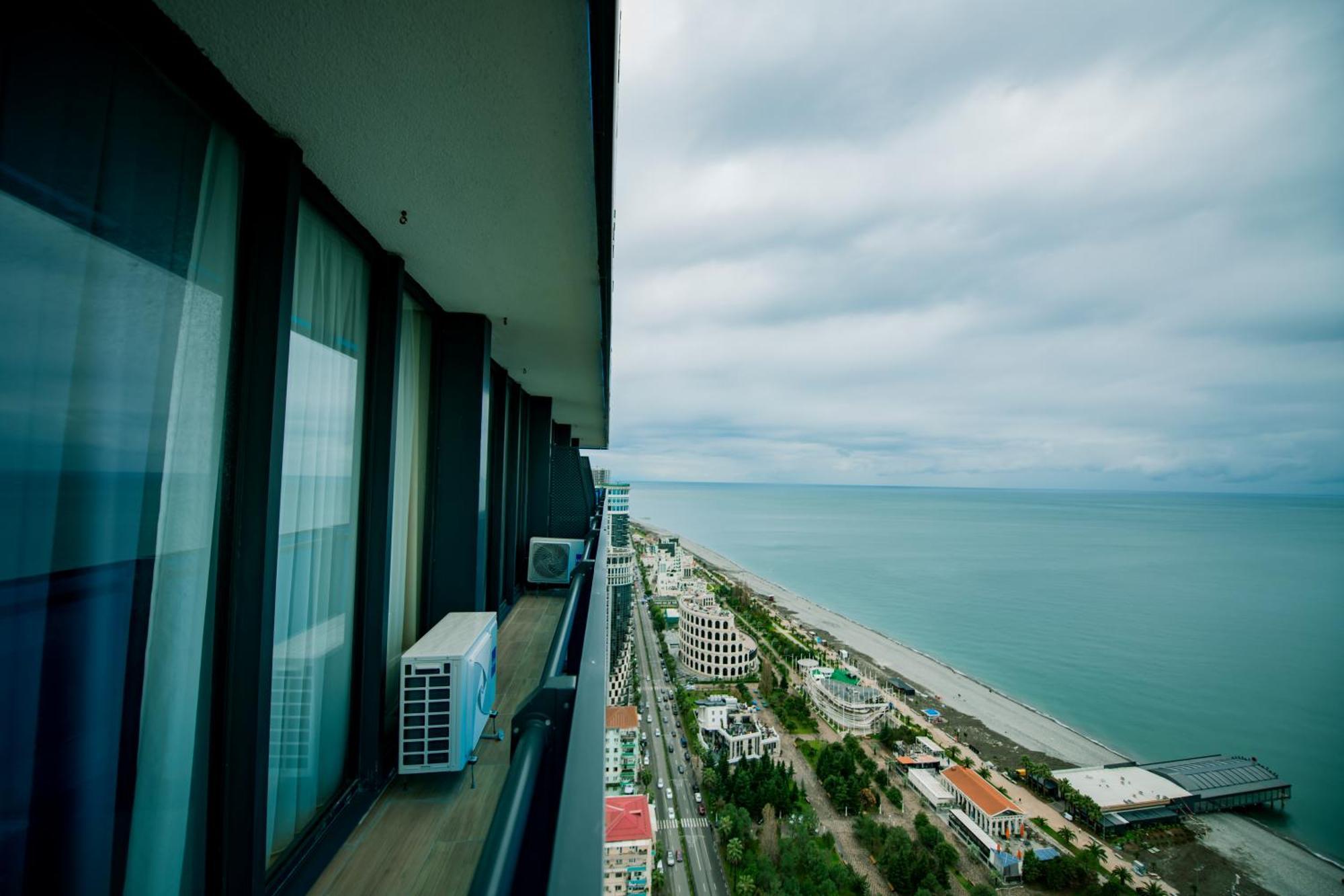Sea View Apartments In Orbi City Batumi Exterior foto