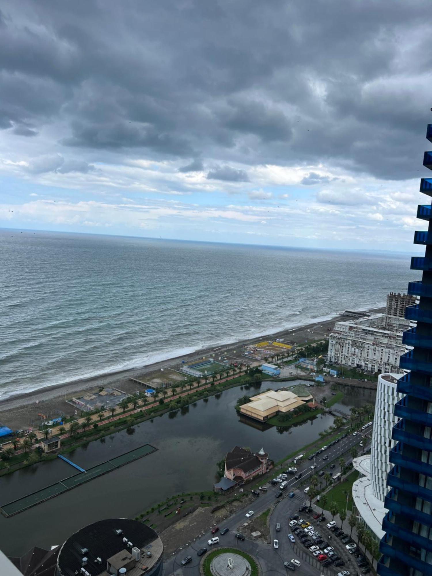 Sea View Apartments In Orbi City Batumi Exterior foto